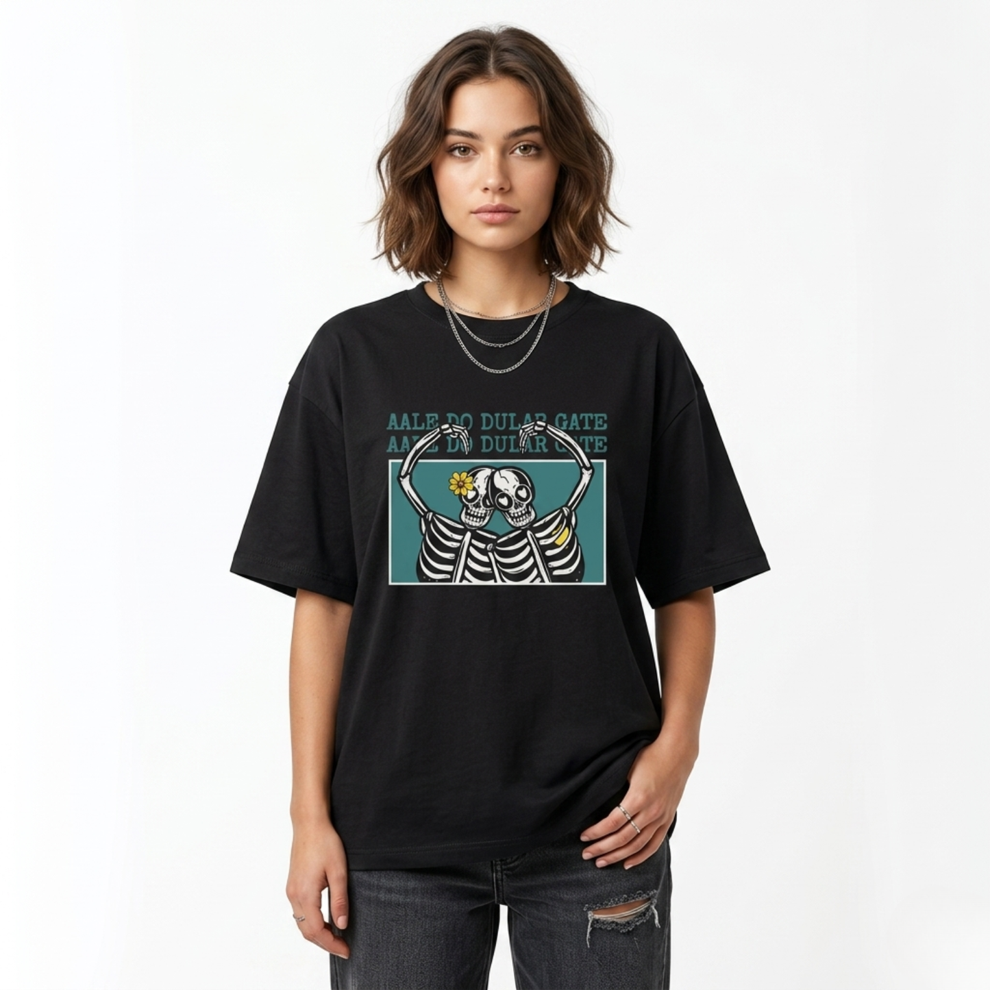 Aale Do Dular Gate Oversized Tee — Black